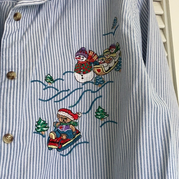 CabinCreek Women’s Holiday Button Down Shirt - L - Picture 3 of 7